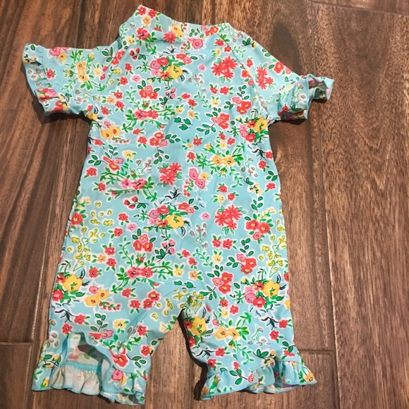 Charm Leaks 6-9 mo Swimsuit - Picture 2 of 3